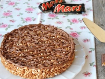 Torta di riso soffiato e mars