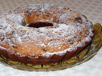 Ciambellone con cioccolato gianduia