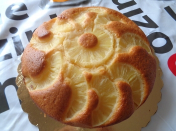 TORTA ALL'ANANAS