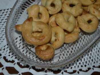 Tarallini salati al finocchio e peperoncino
