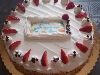TORTA PANNA E FRAGOLE