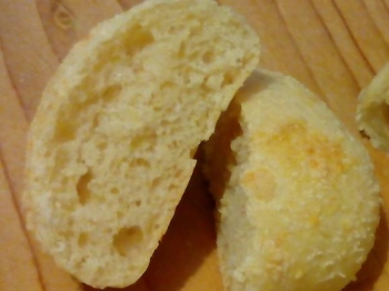 Bomboloni al parmiggiano