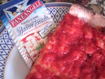 pizza al pomodoro