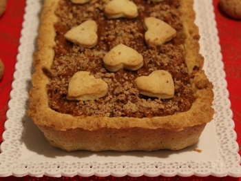 Crostata con confettura di zucca e amaretti