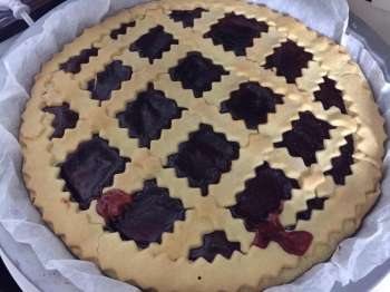 Crostata con marmellata di fragole
