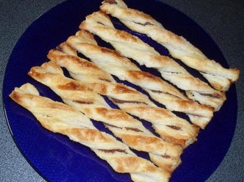 Grissini alla crema di nocciole