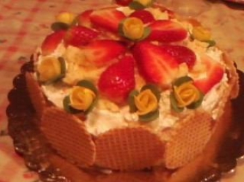 Torta panna e fragole