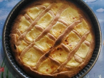 Crostata con ricotta, cioccolato bianco e limone