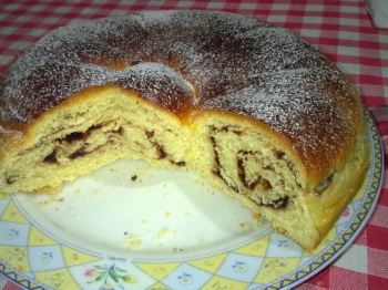 torta-rotolo alle ciliegie