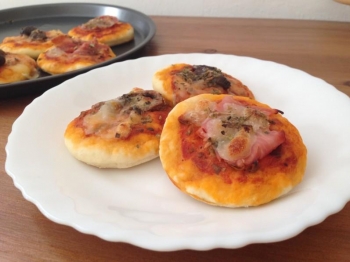 Pizzette veloci con lievito istantaneo