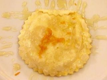 Seadas sarda con miele ed arancia