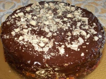 Torta alla nocciola