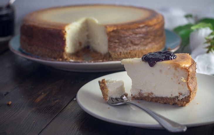Consigli e segreti per creare una base della cheesecake croccante e perfetta