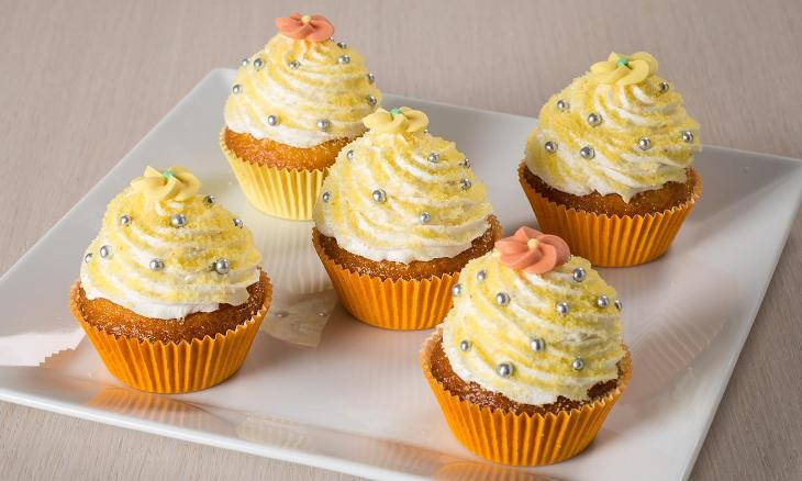Cupcake mimosa: la ricetta dei simpatici muffin gialli per l’8 marzo