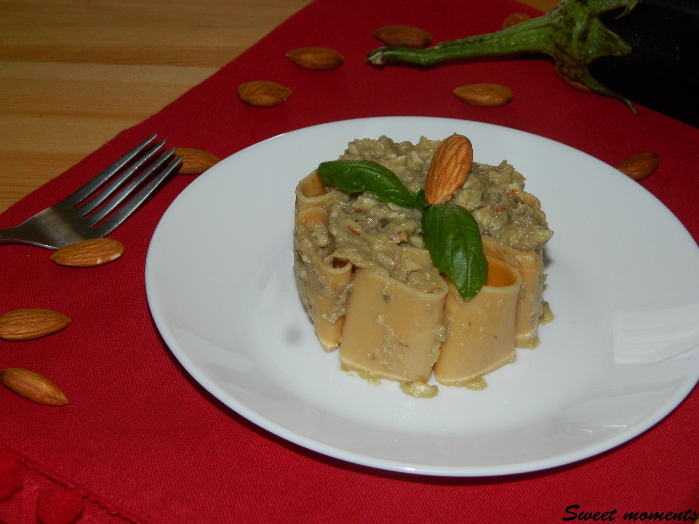 immagine post Paccheri al pesto di melanzane