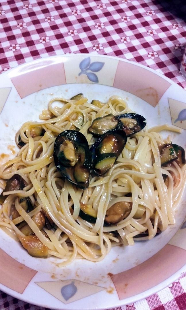 immagine post Spaghetti cozze e zucchine