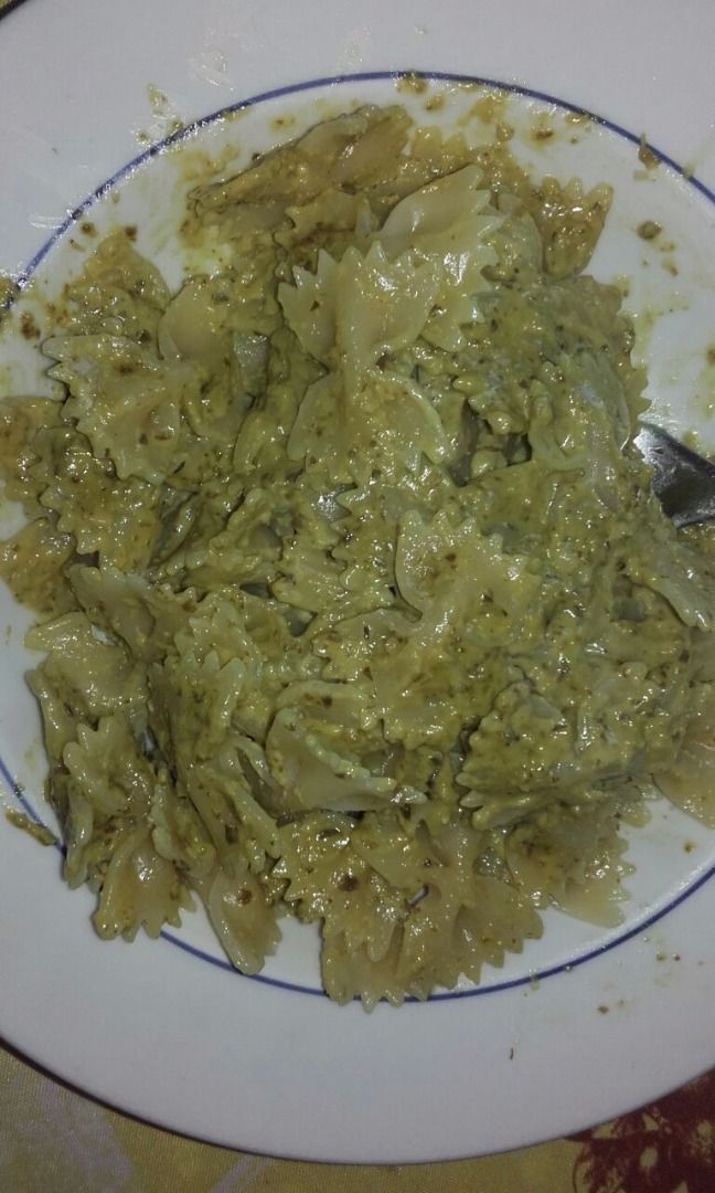 immagine post Farfalle con pesto senza aglio