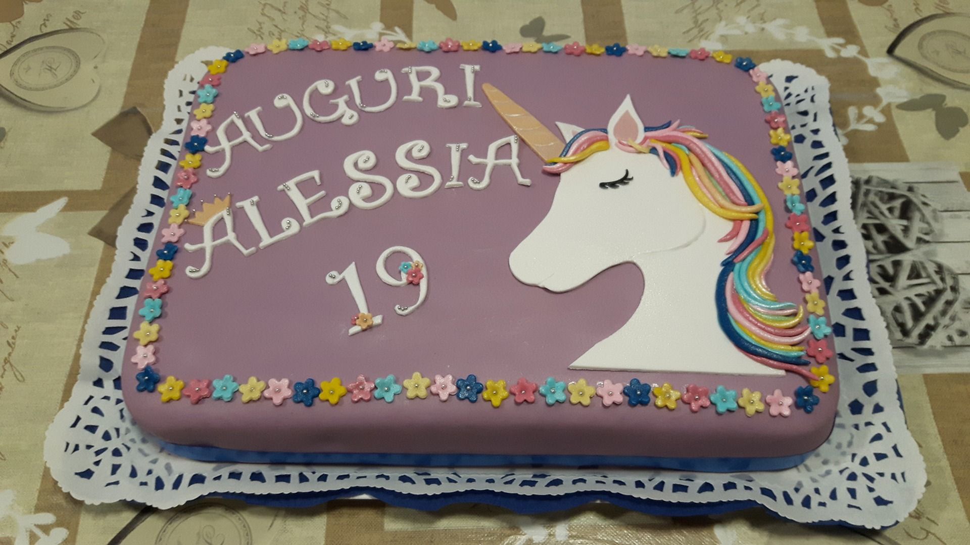 immagine post Torta con unicorno