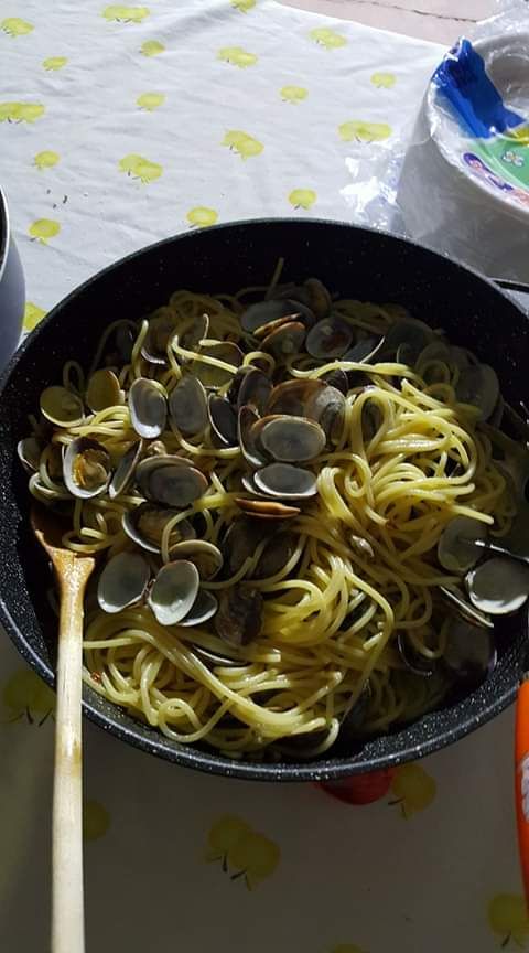 immagine post Spaghetti con vongole 😋🍝