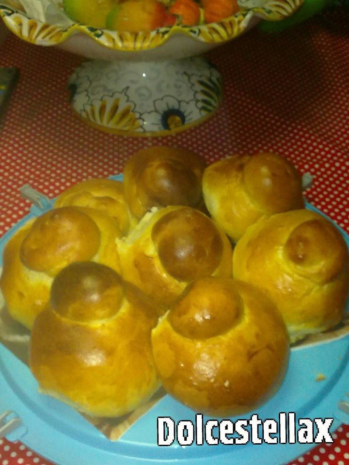 immagine post brioche col tuppo siciliane