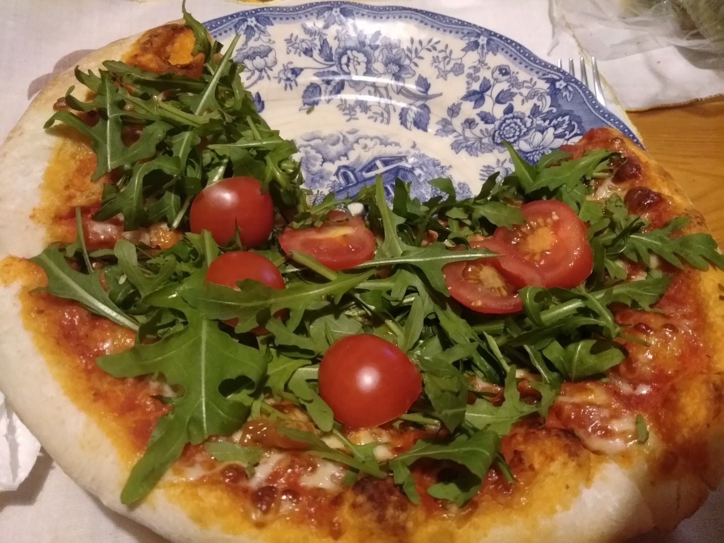 immagine post Pizza rucola e pomodorini