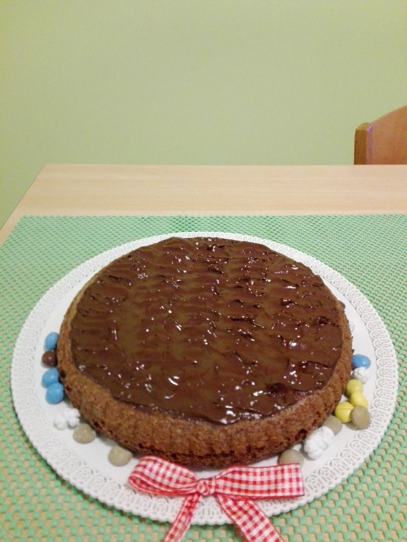 immagine post Torta pandoro glassata al cioccolato