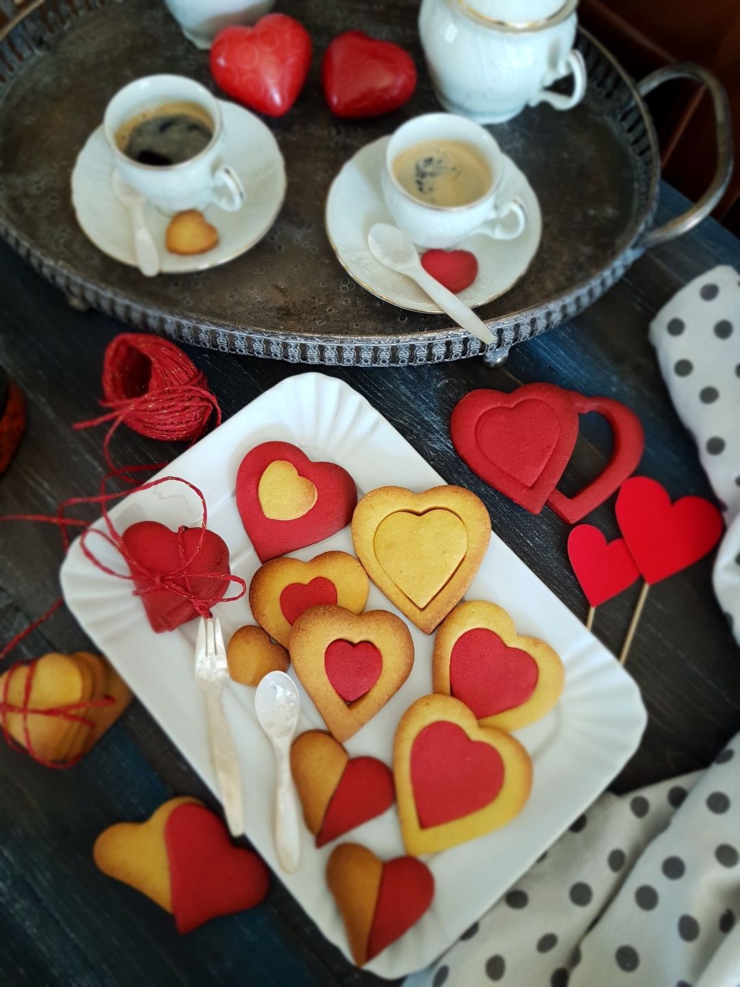 immagine post UN TRIPUDIO DI CUORI "BISCOTTI RED VELVET E VANIGLIA"