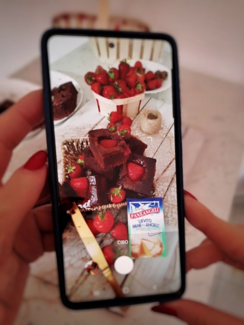 immagine post Per una perfetta merenda di primavera... Brownies alle fragole