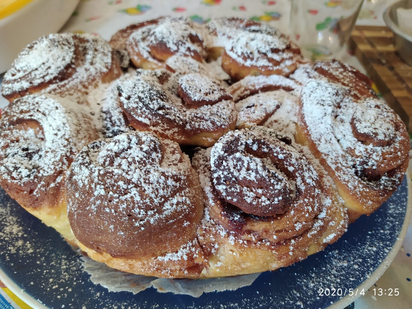 immagine post Torta rose alla marmellata di fichi