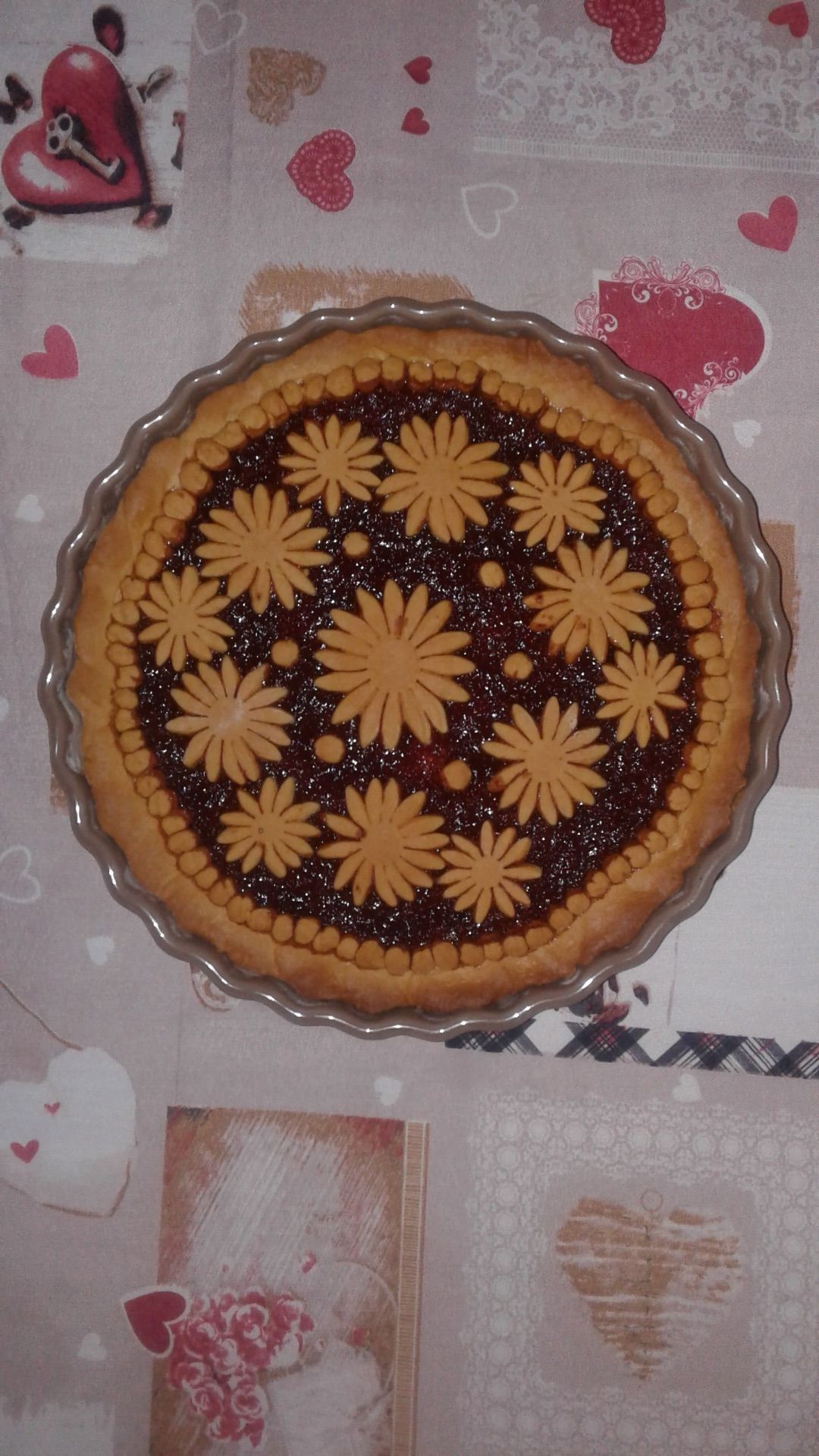 immagine post Crostata fiorita 🌸 con marmellata di 🍒