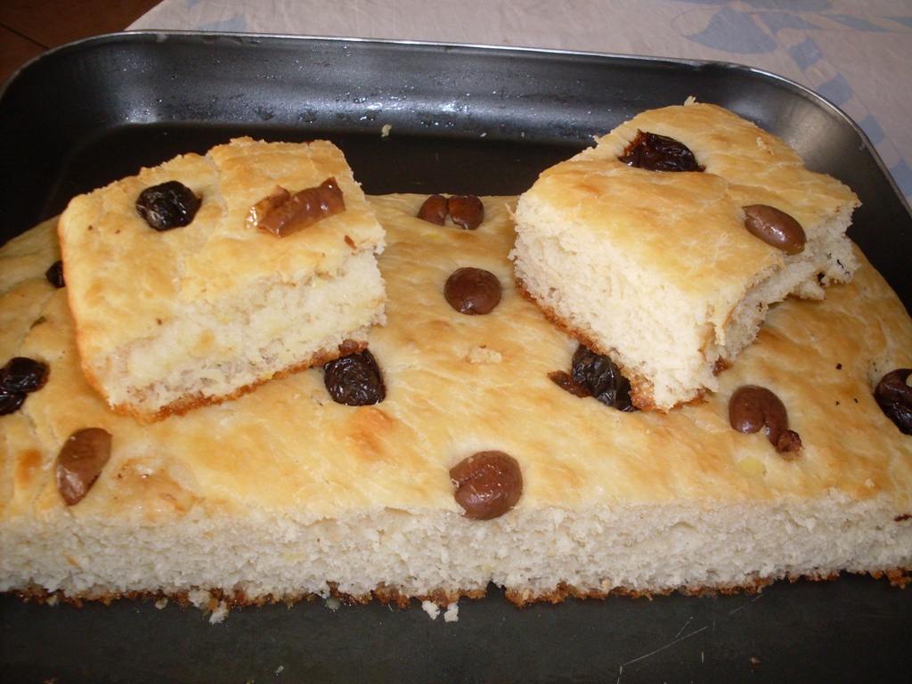 FOCACCIA ALLE OLIVE