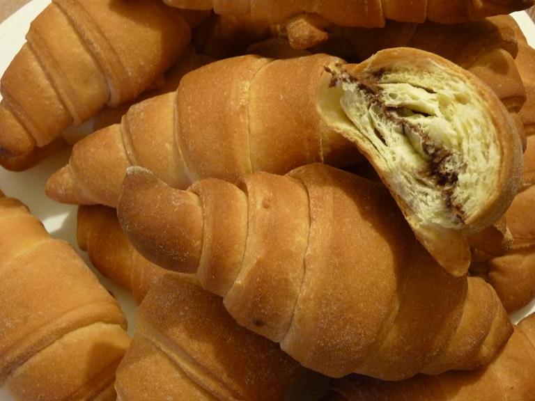 Cornetti semplici senza sfogliatura