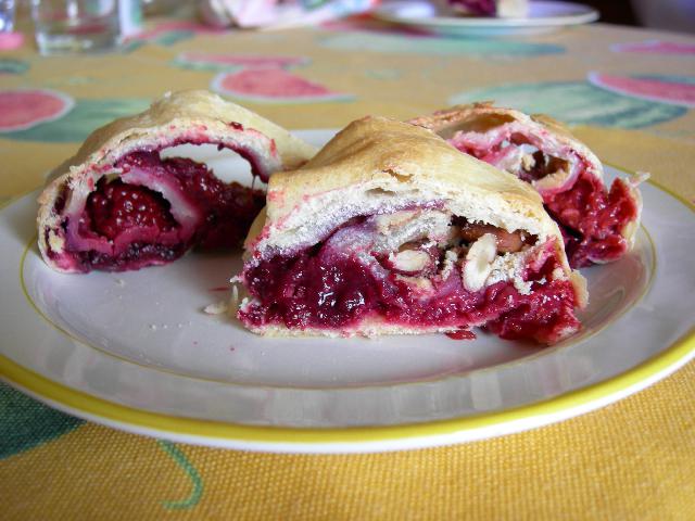 Strudel con i frutti di bosco