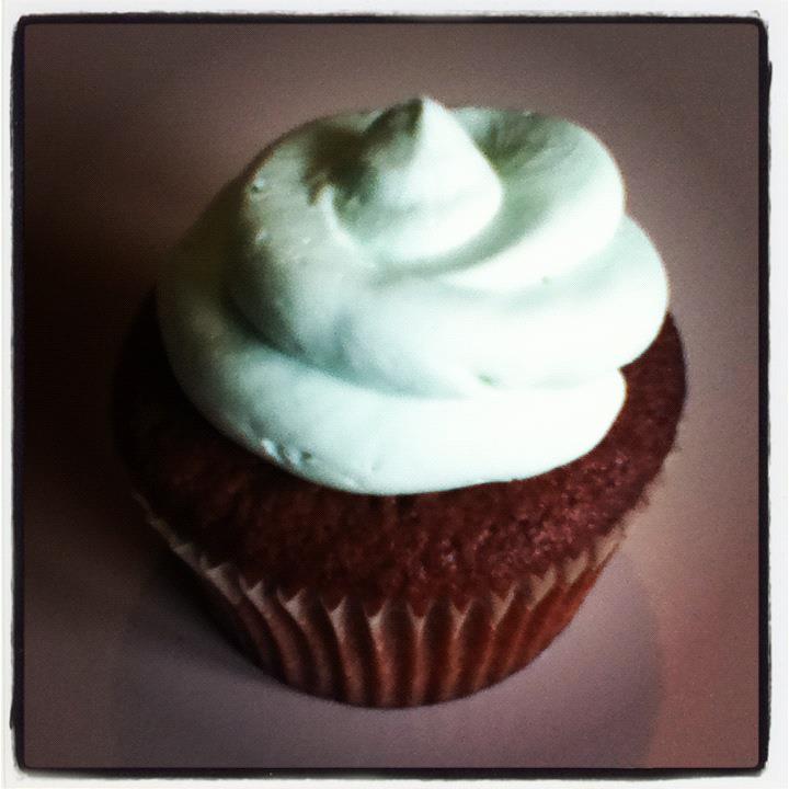 MIEI AFTER EIGHT CUPCAKES