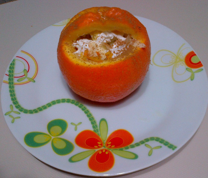 Cestino d'arancio con babà e budino