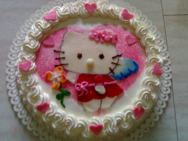 torta hallo kitty