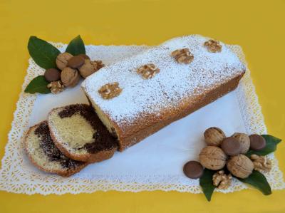 Cake variegato alle noci