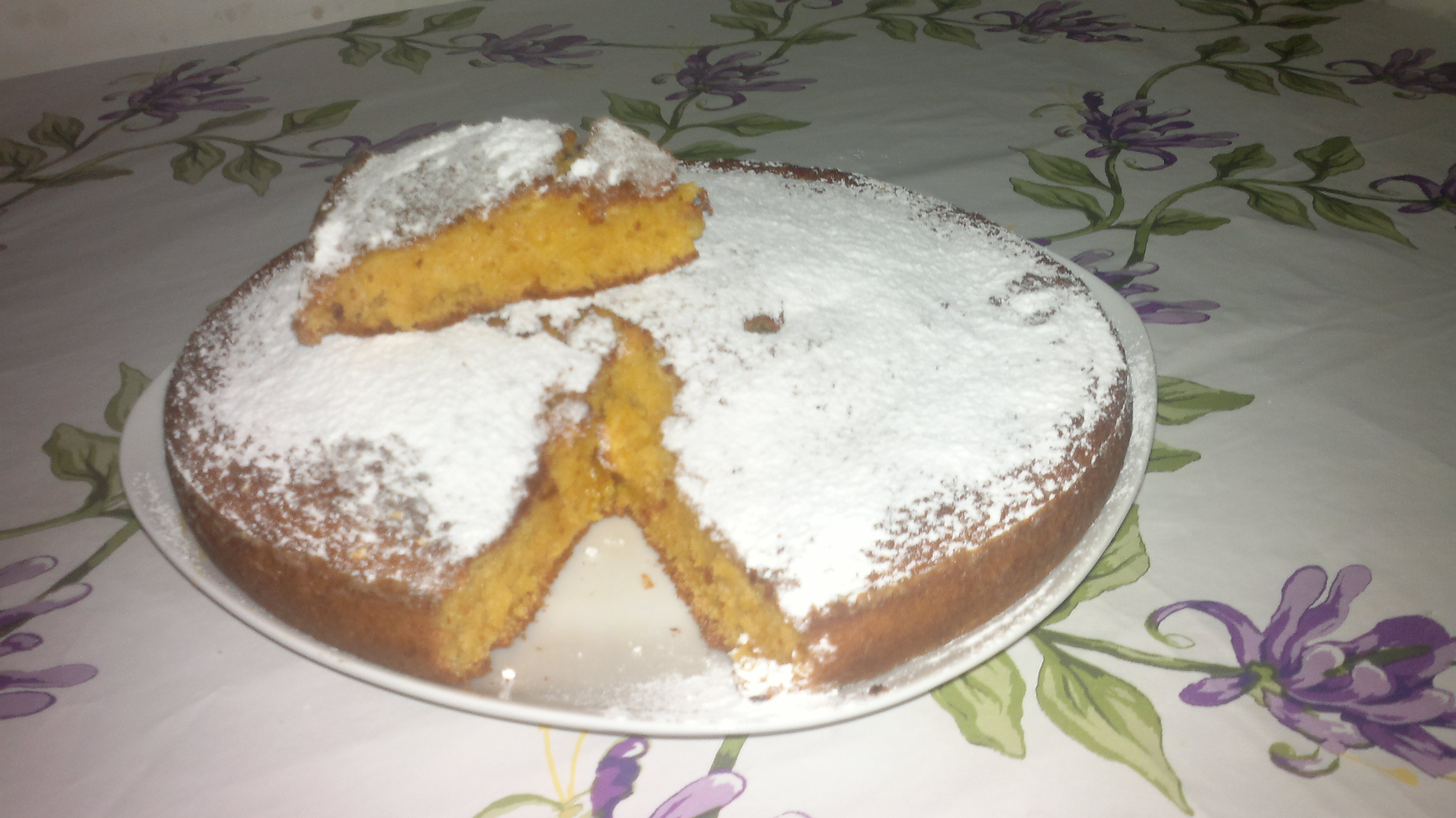 Torta carote e yogurt(firma la video ricetta dolcidee.)