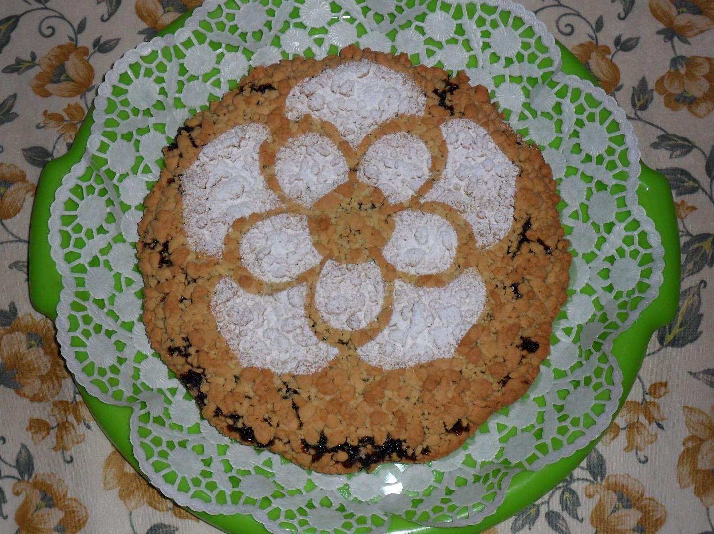 Torta di briciole con marmellata di prugne