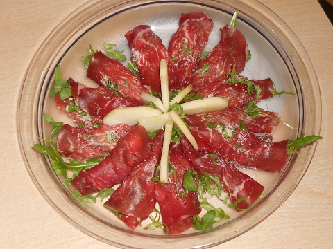 Involtini di bresaola