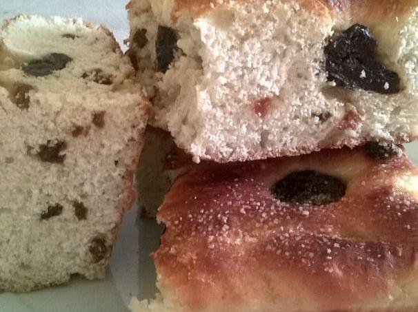 focaccia con prugne e,uvetta e cioccolato