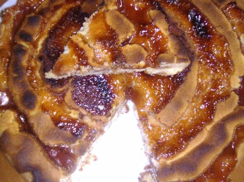 Crostata di marmellata di pesca