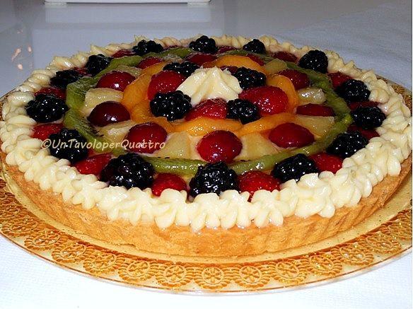 Crostata alla frutta con crema pasticcera