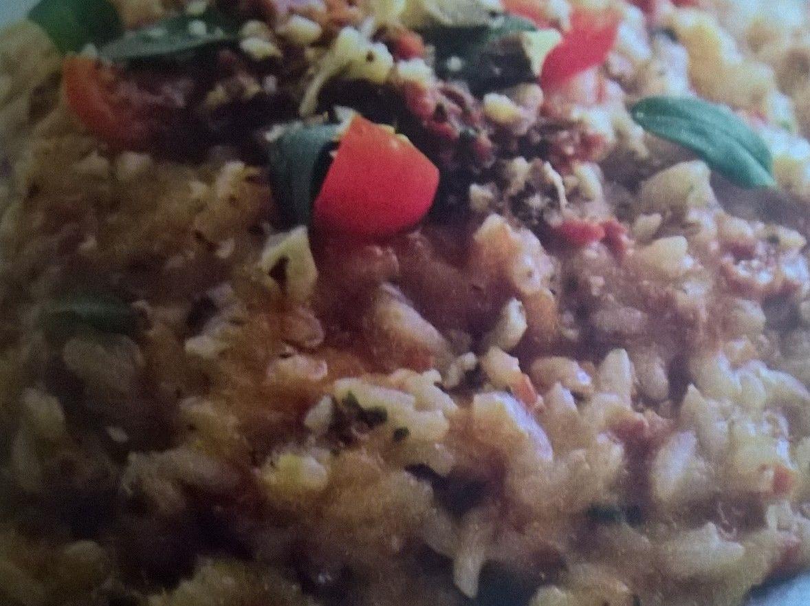 risotto con pomodori secchi e pomodorini fresci