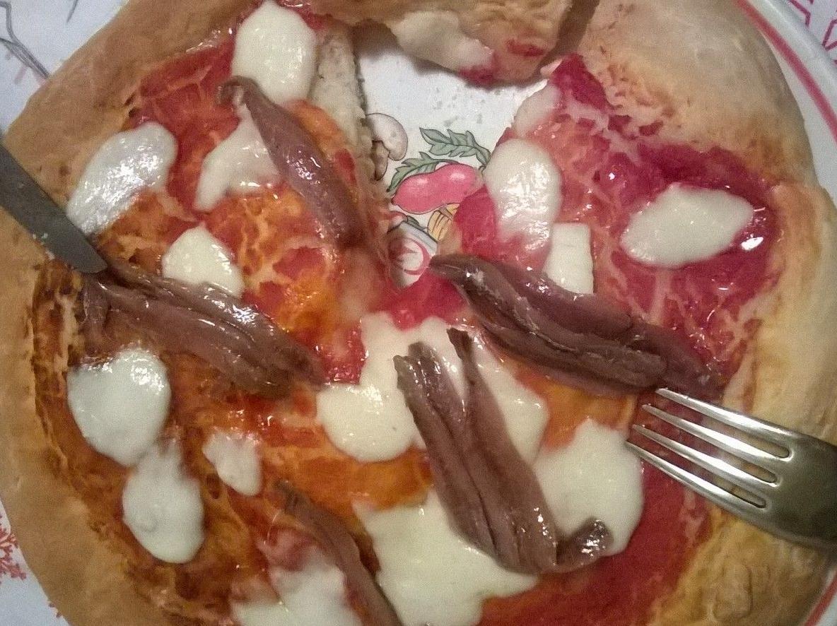 pizza alle acciughe