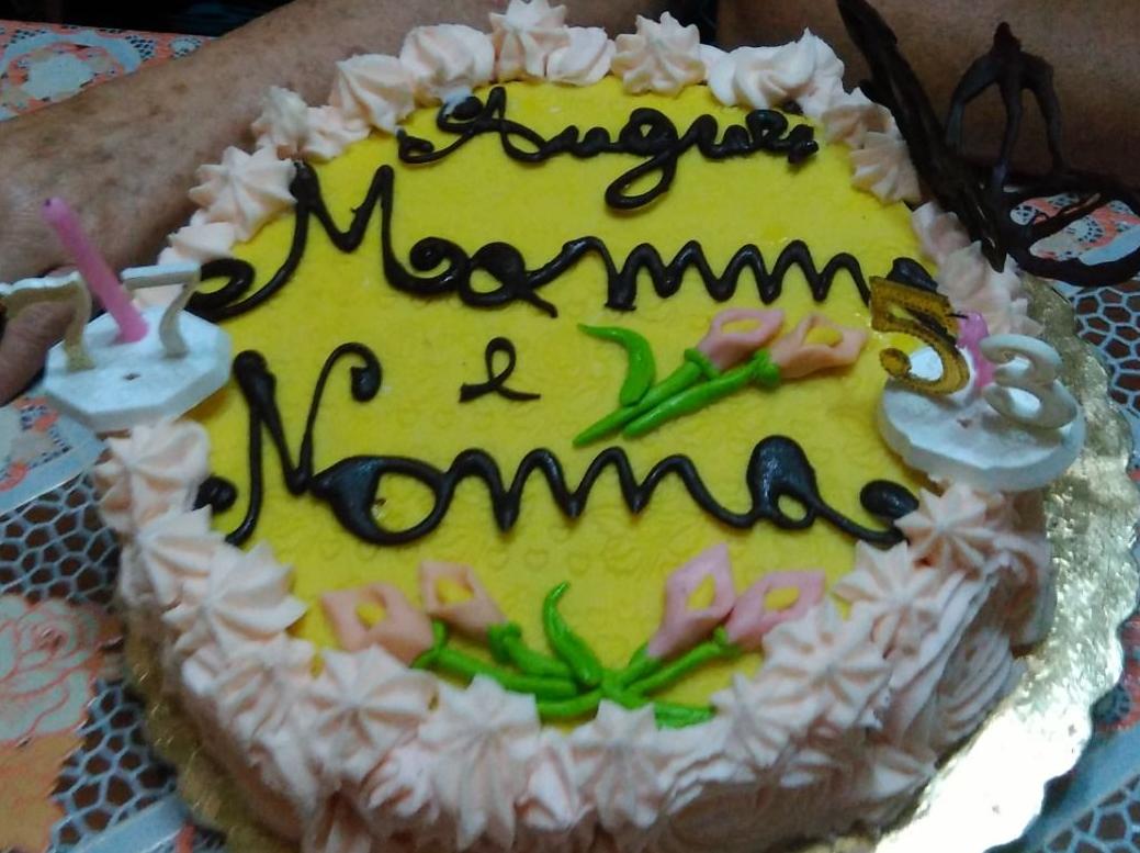 torta di compleanno