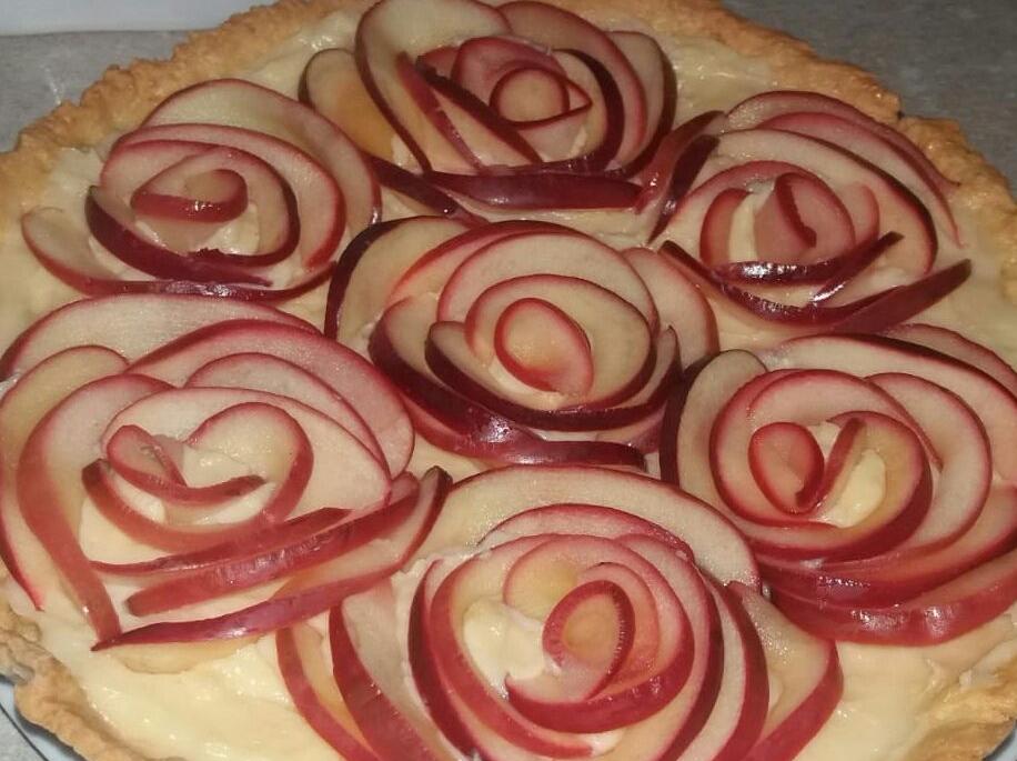 Crostata con rose