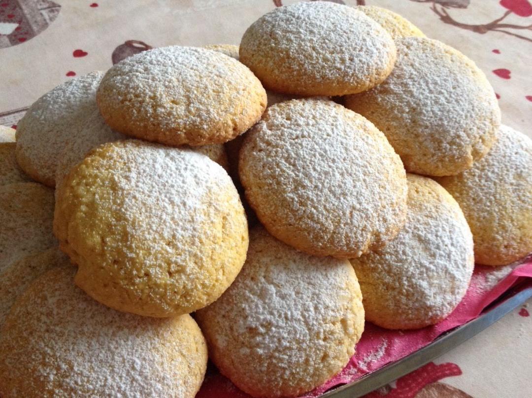 Meini lodigiani (biscotti dei morti)