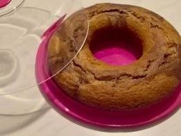 Ciambella marmorizzata all'acqua con cioccolato e pistacchio