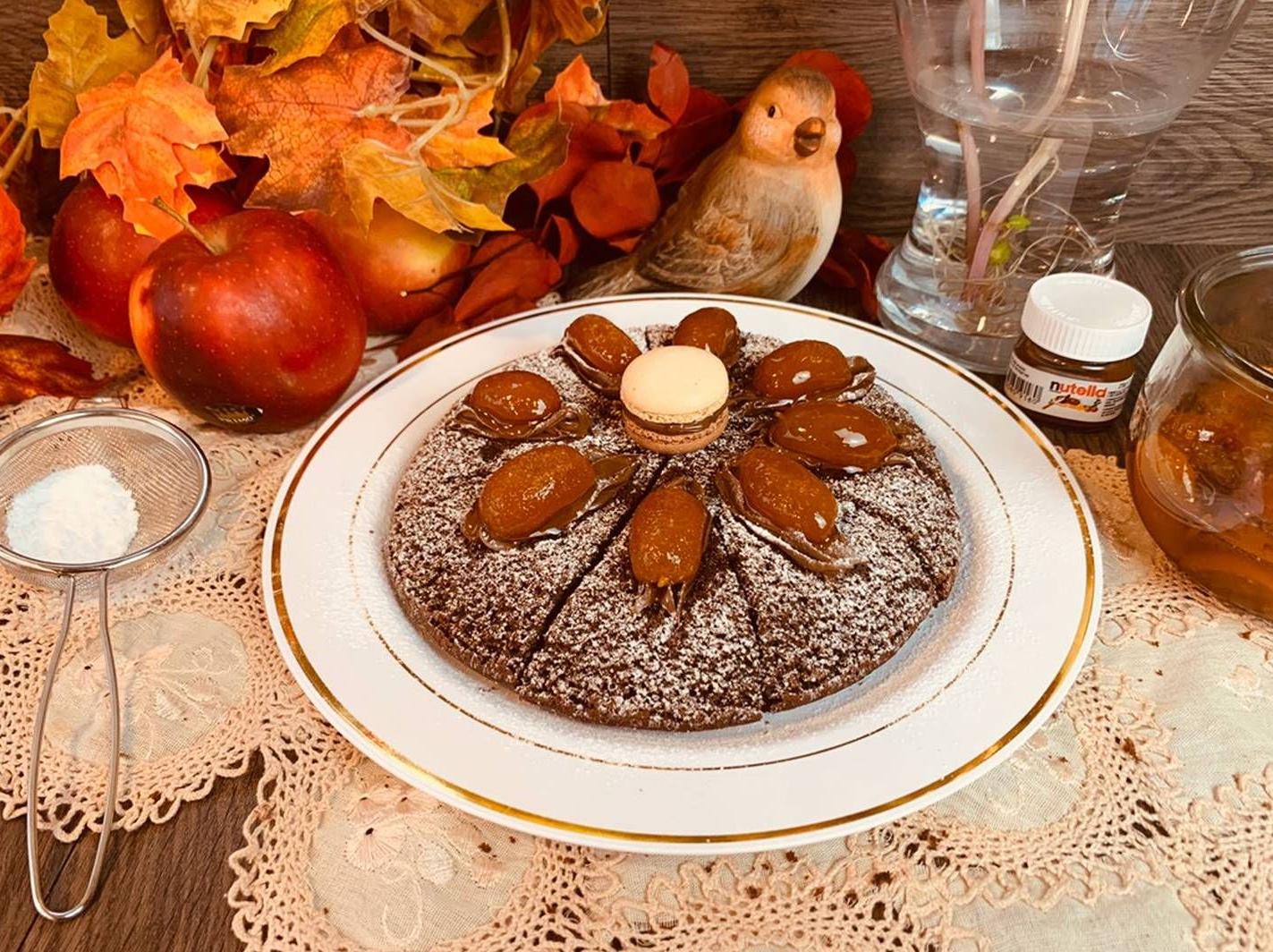 Torta di Padella al Cioccolato con Crema alla Nocciola e Kumquat Canditi